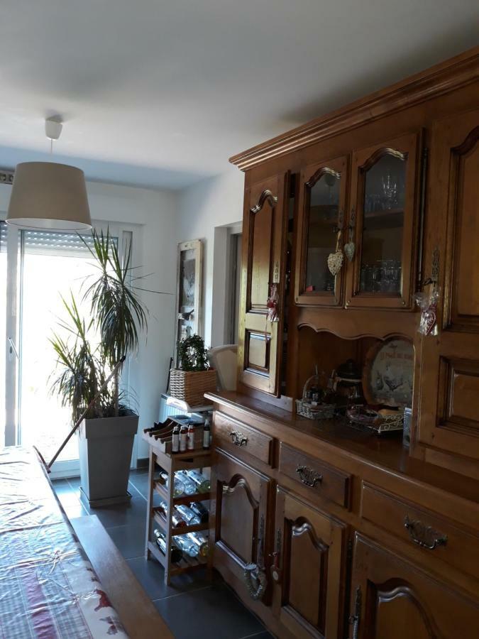Chez Isa Apartment Massilly Екстериор снимка